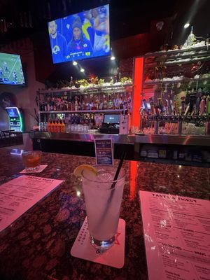 Taste & Thirst by null