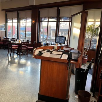 456 Fish - Dining Area - Seafood Near Me - Norfolk, Virginia