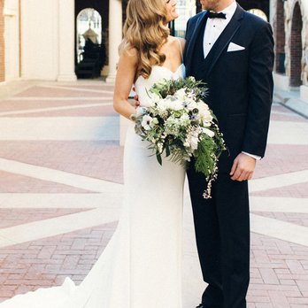 Ready or Knot Wedding Chic - Bridal Near Me - Omaha, Nebraska Ready or Knot Wedding Chic - Bridal Near Me - Omaha, Nebraska