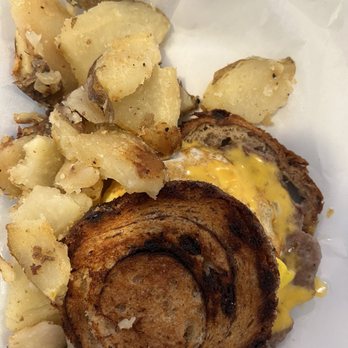 Jenny Lee Breakfast Nook - Breakfast & Brunch Near Me - Coraopolis, Pennsylvania