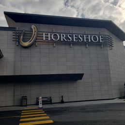 Exterior photo of Horseshoe Lake Charles - A Caesars Rewards Destination - Westlake, Louisiana Exterior photo of Horseshoe Lake Charles - A Caesars Rewards Destination - Westlake, Louisiana