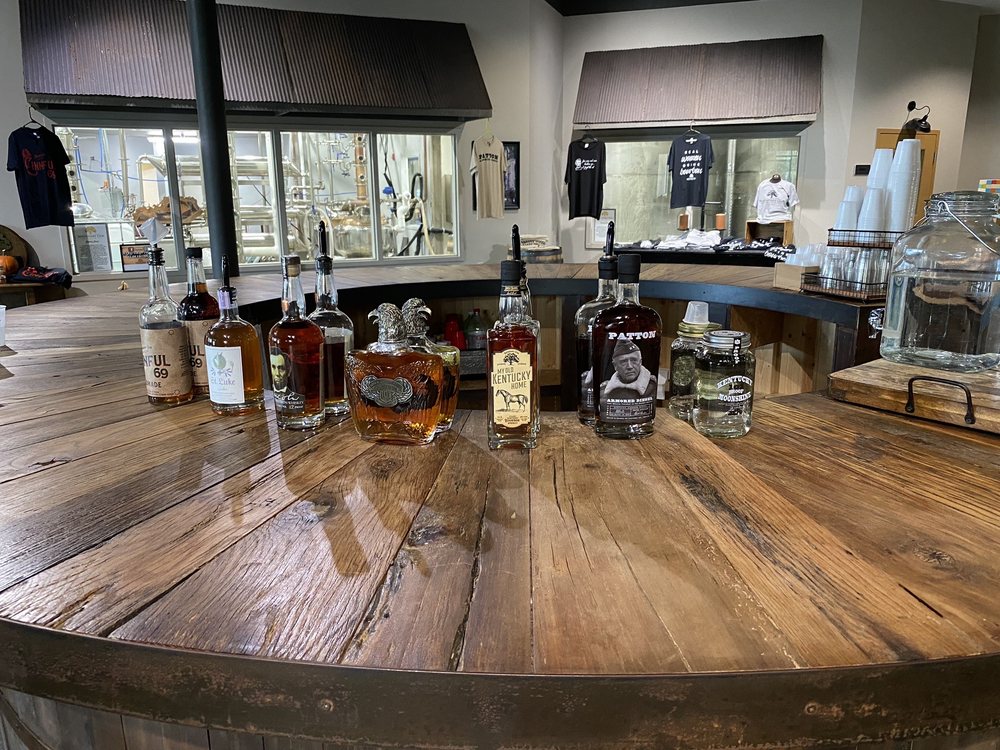 Boundary Oak Distillery Logo