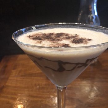Piattino - Cocktail - Italian Near Me - Portland, Oregon
