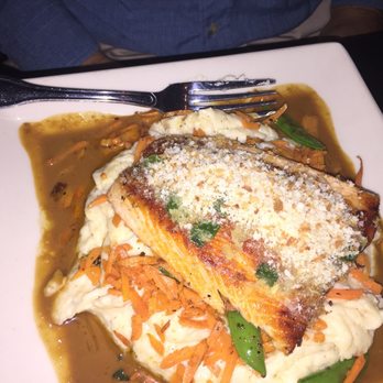 Yard House - Bars Near Me - Roseville, California Yard House - Bars Near Me - Roseville, California
