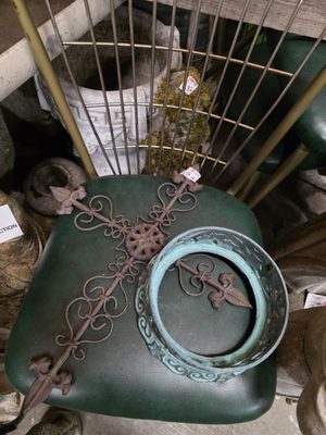 Lander Street Vintage by null