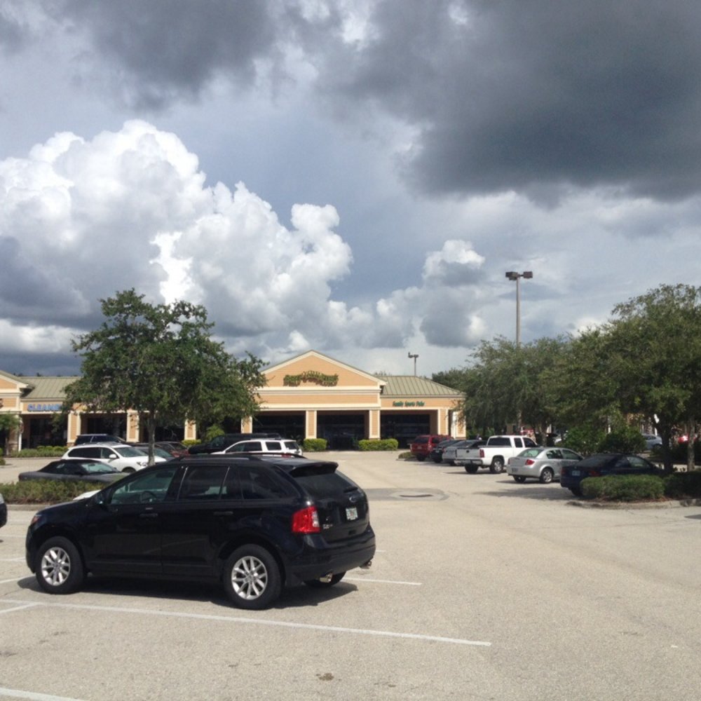 Beef 'O' Brady's - Pubs Near Me - Bradenton, Florida Beef 'O' Brady's - Pubs Near Me - Bradenton, Florida
