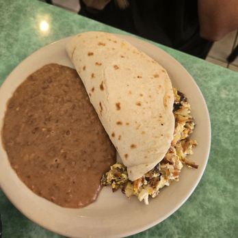 Hunter House Cafe - Potato Sausage Eggs and cheese breakfast taco - American Near Me - Ingram, Texas Hunter House Cafe - Potato Sausage Eggs and cheese breakfast taco - American Near Me - Ingram, Texas