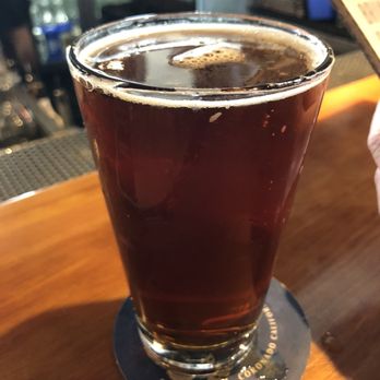 Draft - Karl Strauss Red Trolley, Irish Red Ale, 5.8% ABV, 17.0 IBU, Karl Strauss Brewing Company - American Near Me - San Diego, California
