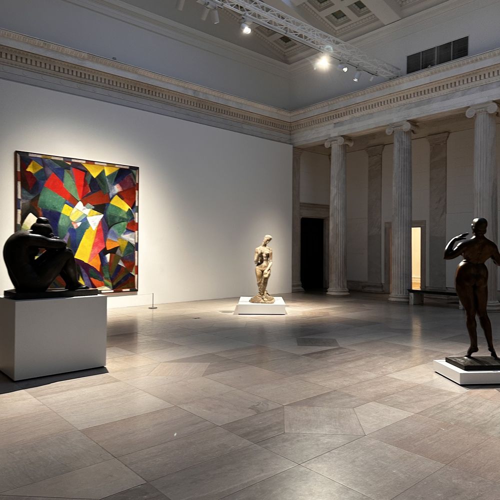 Buffalo AKG Art Museum - Art Galleries Near Me - Buffalo, New York