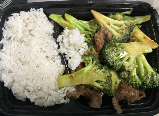 Ting's Chinese Restaurant by null