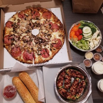 Toppers Pizza Place - Dinner to-go - Pizza Near Me - Oxnard, California Toppers Pizza Place - Dinner to-go - Pizza Near Me - Oxnard, California