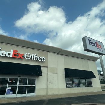 FedEx Office Print & Ship Center - Shipping Centers Near Me - Houston, Texas FedEx Office Print & Ship Center - Shipping Centers Near Me - Houston, Texas