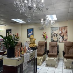 KT Nails Spa