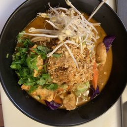Laksa Curry Noodles