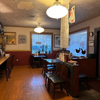 Maru Japanese Restaurant - Sushi Bars Near Me - Austin, Texas