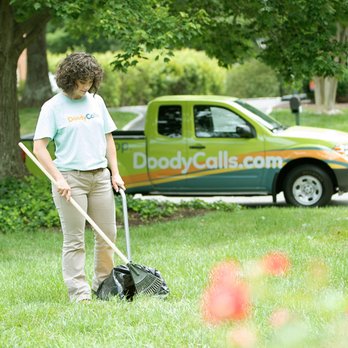 DoodyCalls - Technicians wear branded uniforms - Pet Waste Removal Near Me - Frisco, Texas
