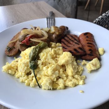 Ama Ama Restaurant - Breakfast platter with the Portuguese sausage - New American Near Me - Kapolei, Hawaii