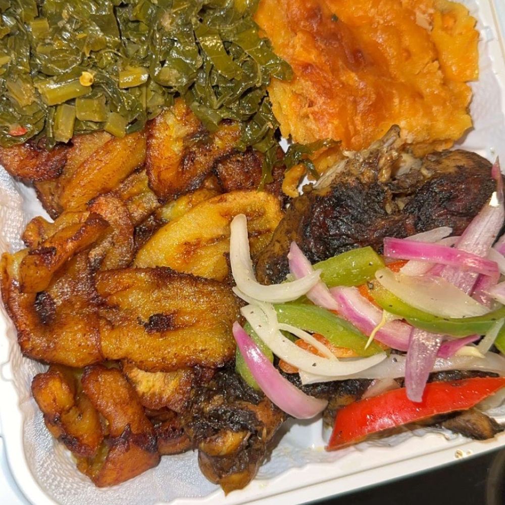 Kiwaz Caribbean Spice - Jerk Chicken & sweet fried plantains with baked Mac N' Cheese w/ side order of collard greens - Caribbean Near Me - Lowell, Massachusetts Kiwaz Caribbean Spice - Jerk Chicken & sweet fried plantains with baked Mac N' Cheese w/ side order of collard greens - Caribbean Near Me - Lowell, Massachusetts