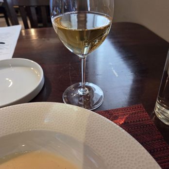 Tarbell's The Tavern - Tarbell's chardonnay - Bars Near Me - Phoenix, Arizona Tarbell's The Tavern - Tarbell's chardonnay - Bars Near Me - Phoenix, Arizona