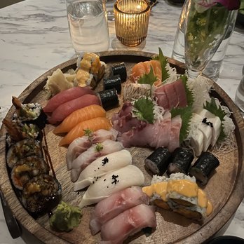 Veekoo - Love Boat Sushi - Asian Fusion Near Me - Bryn Mawr, Pennsylvania