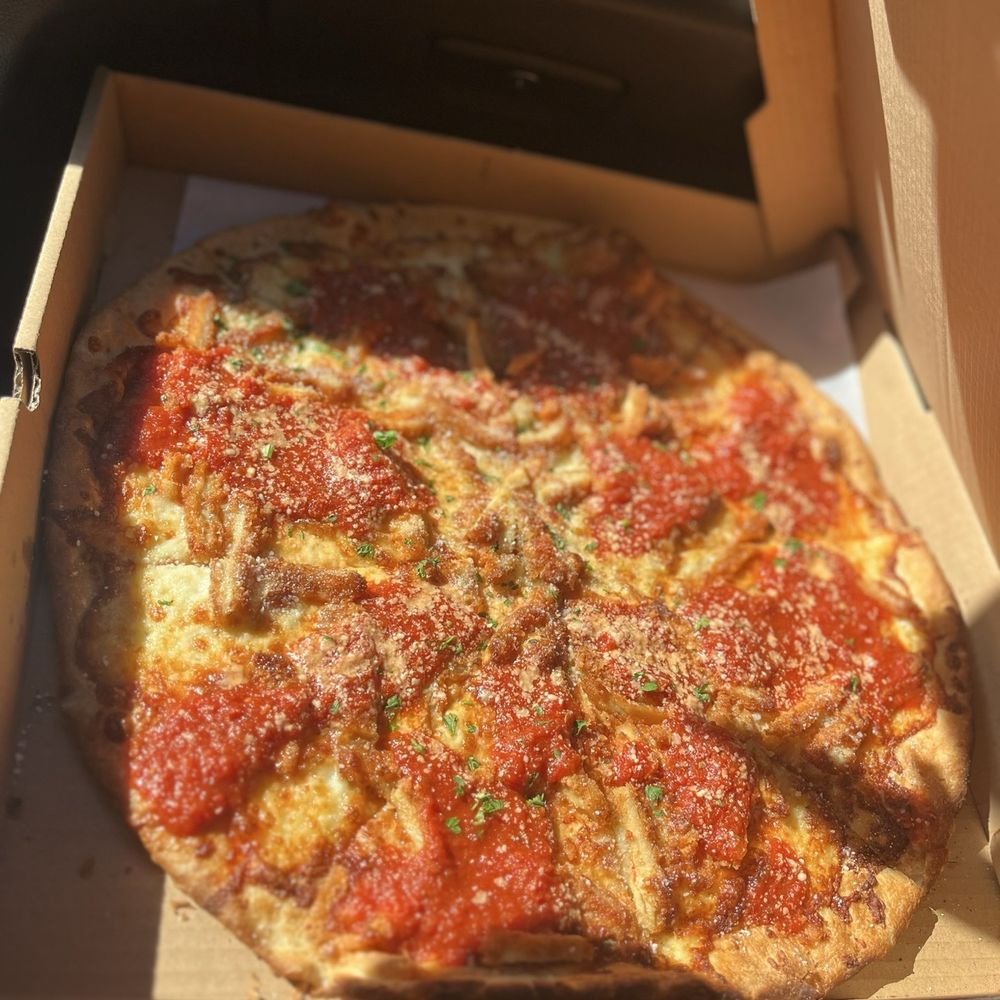 Pasquale Brick Oven Pizza & Restaurant - 16" Large Chicken Parm Pizza - Pizza Near Me - Milltown, New Jersey