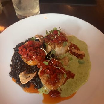 Virtù Honest Craft - Scallops - New American Near Me - Scottsdale, Arizona