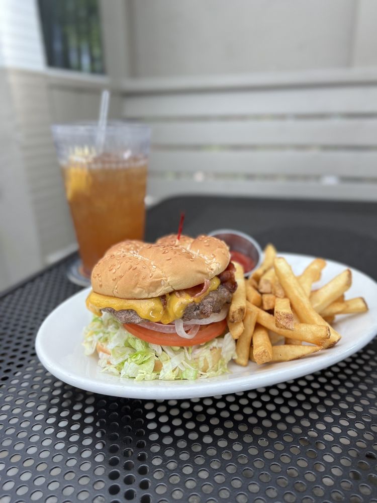 The Pumphouse Bar & Grill