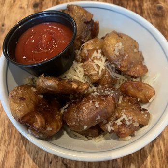 Scratch Kitchen - Crispy Smashed Potatoes - Breakfast & Brunch Near Me - Honolulu, Hawaii Scratch Kitchen - Crispy Smashed Potatoes - Breakfast & Brunch Near Me - Honolulu, Hawaii