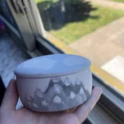 Maggie & Ellie's Pottery and Art Studio