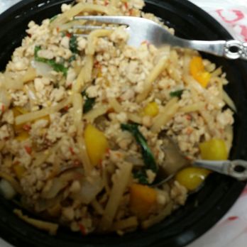 Krua Thai - Basil chicken unbelievable but I get an extra spicy you better watch out if you don't like spice because this one will get you LOL - Thai Near Me - Glenview, Illinois