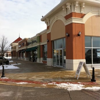 Levis Commons - Shopping Centers Near Me - Perrysburg, Ohio