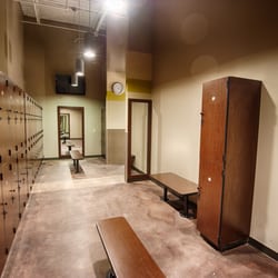 Gold's Gym