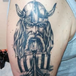 Magic Tattoo and Nails - Wickinger