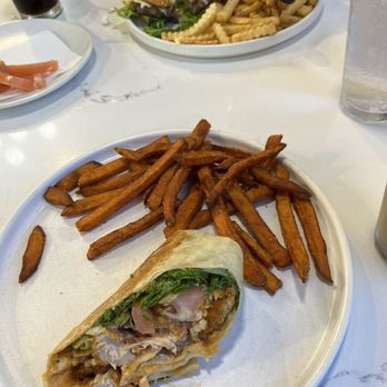 Double Egg Cafe - Buffalo chicken wrap - Breakfast & Brunch Near Me - Coppell, Texas