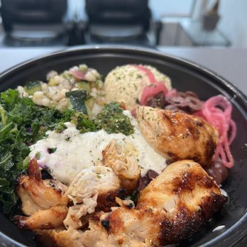Luna Grill Poway - Santorini bowl - Mediterranean Near Me - Poway, California Luna Grill Poway - Santorini bowl - Mediterranean Near Me - Poway, California