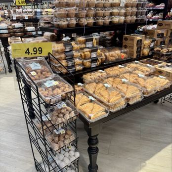 Ralphs - Breads and more - Grocery Near Me - Studio City, California Ralphs - Breads and more - Grocery Near Me - Studio City, California
