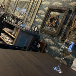 Bar Bar