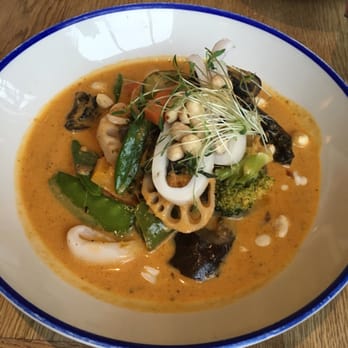 Flax & Kale - Veggie panang red curry - Spanish Near Me - Barcelona, B