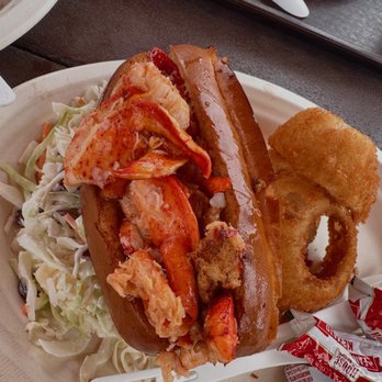 Santa Barbara Shellfish Company - lobster roll - Seafood Near Me - Santa Barbara, California Santa Barbara Shellfish Company - lobster roll - Seafood Near Me - Santa Barbara, California