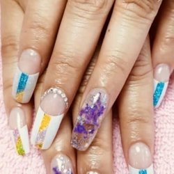 Ideal Nails