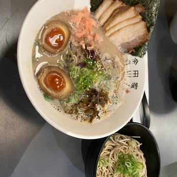 Kanada-Ya - Tonkotsu X - Ramen Near Me - London, XGL Kanada-Ya - Tonkotsu X - Ramen Near Me - London, XGL