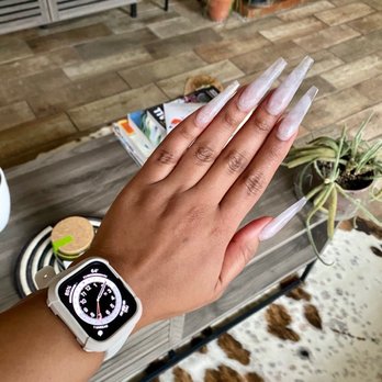 Golden File Nails & Spa - Nails by Han - Nail Salons Near Me - New Orleans, Louisiana