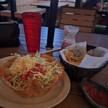 El Catrin - Mexican Near Me - St. Louis, Missouri
