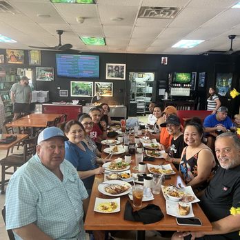 Market Street Cafe - Family group! - Cafes Near Me - Lockhart, Texas Market Street Cafe - Family group! - Cafes Near Me - Lockhart, Texas
