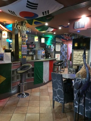 Le Village Montmartre by null