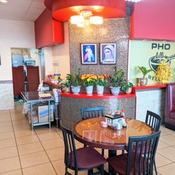 Pho 4U - Inside
