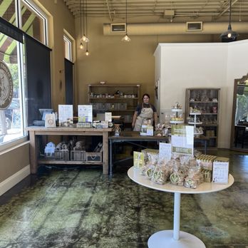 Brown Butter Cookie - Inside - very clean and organized - Bakeries Near Me - Paso Robles, California Brown Butter Cookie - Inside - very clean and organized - Bakeries Near Me - Paso Robles, California