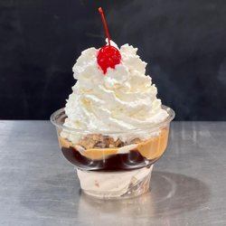 Adaline Ice Cream - Sweet Adaline Sundae