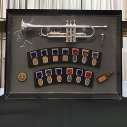 Trumpet shadow box