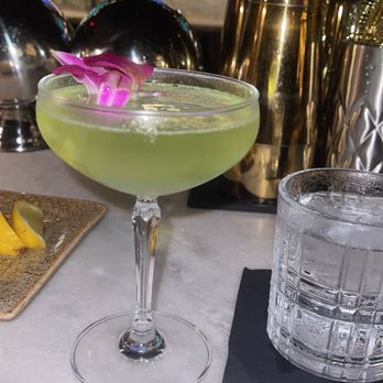 Fumée - Apple Martini - Cocktail Bars Near Me - Charlotte, North Carolina Fumée - Apple Martini - Cocktail Bars Near Me - Charlotte, North Carolina